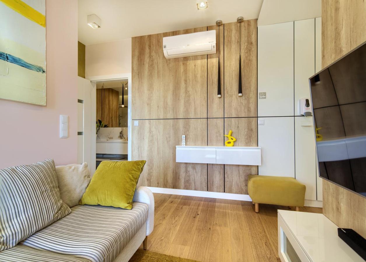 Apartament Enjoy! Gdansk Old Town ภายนอก รูปภาพ