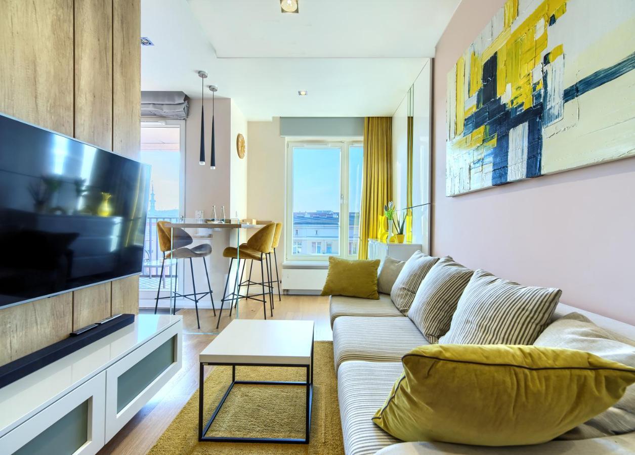Apartament Enjoy! Gdansk Old Town ภายนอก รูปภาพ
